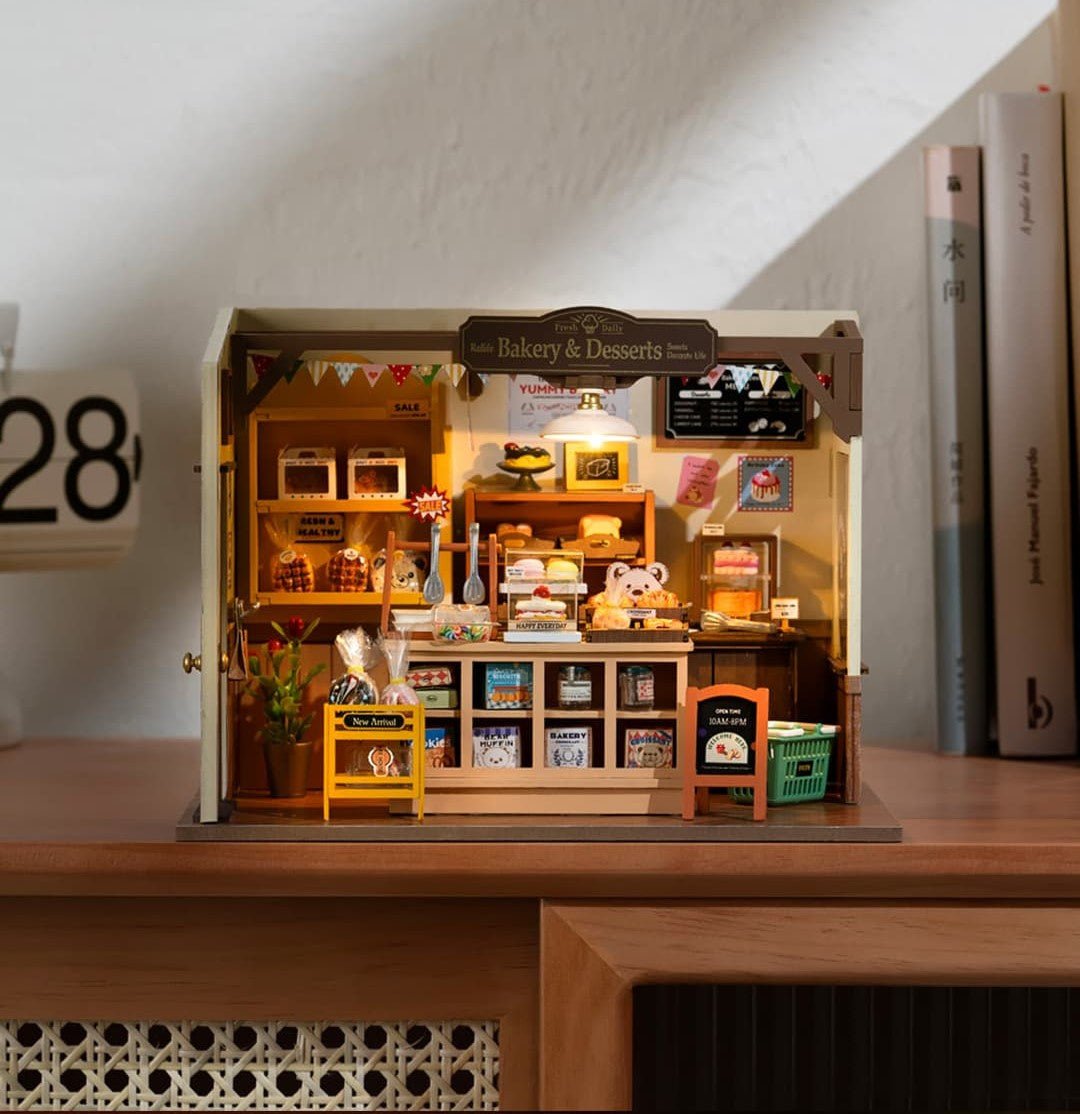Becka's Baking House DIY Miniature House Kit