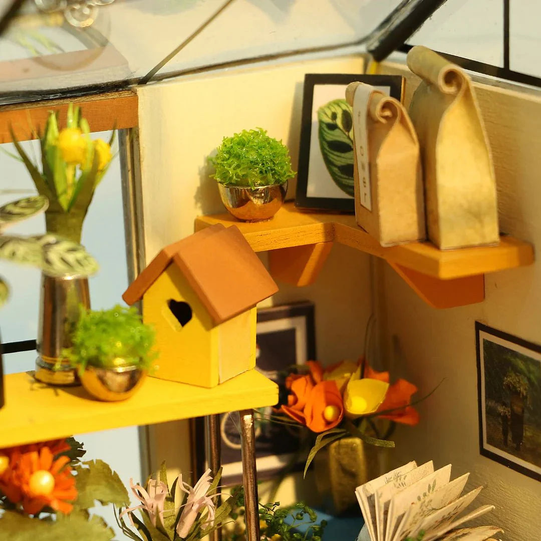Cathy's Flower House DIY Miniature House