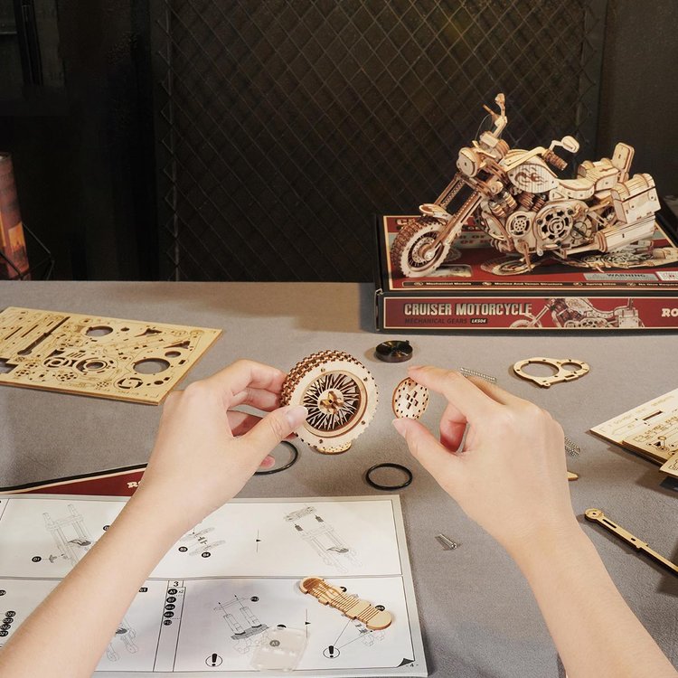 Cruiser Motorcycle Mechanical Gear 3D Wooden Puzzle