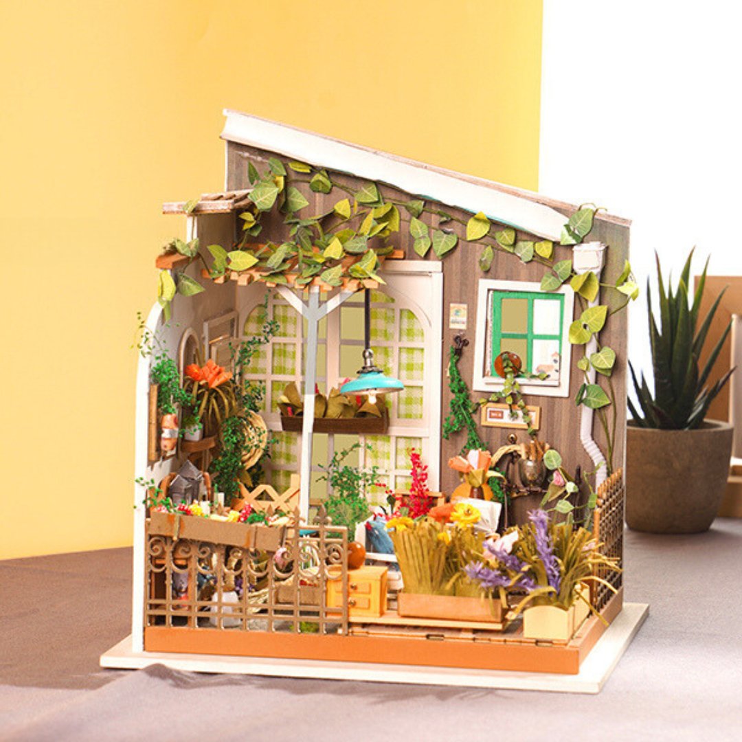Miller's Garden DIY Miniature House Kit