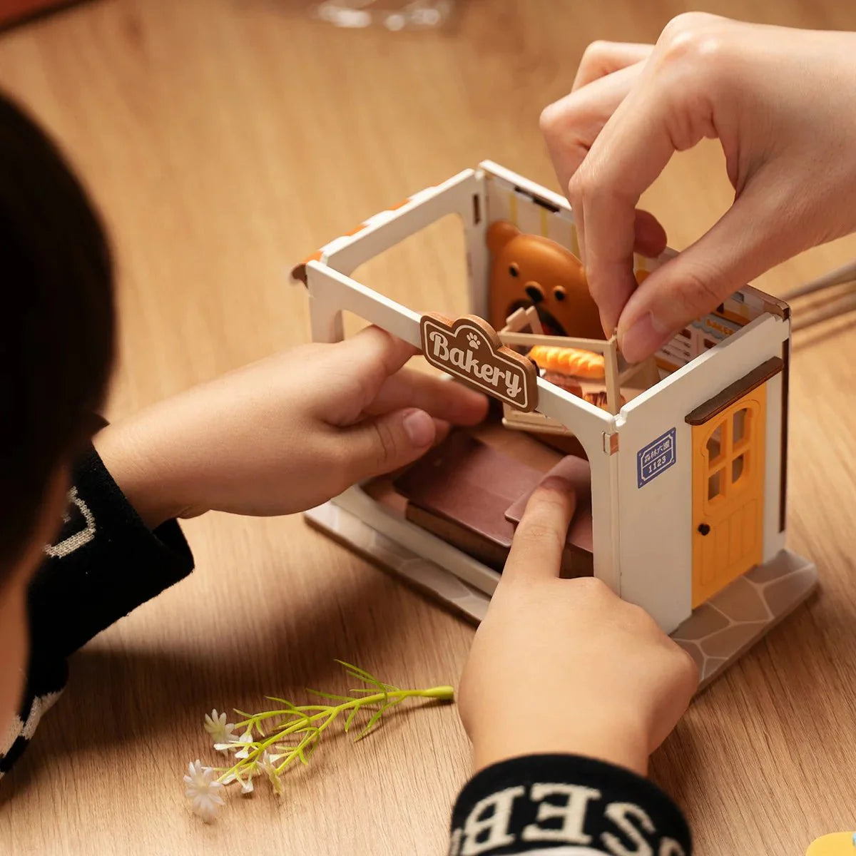 Teddy's Bread Box - Food Box Shop DIY Miniature House Kit