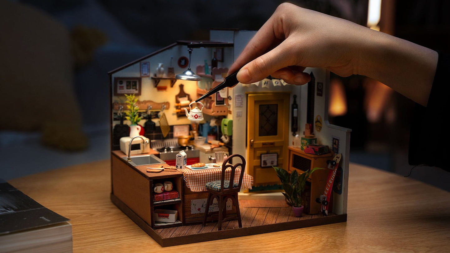 Cozy Kitchen DIY Miniature House Kit