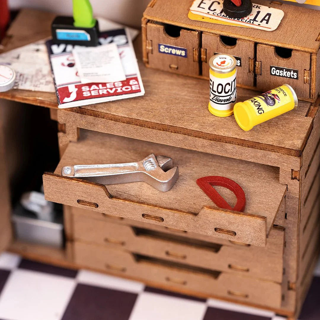 Garage Workshop DIY Miniature Set
