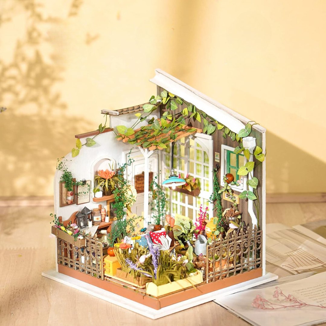 Miller's Garden DIY Miniature House Kit