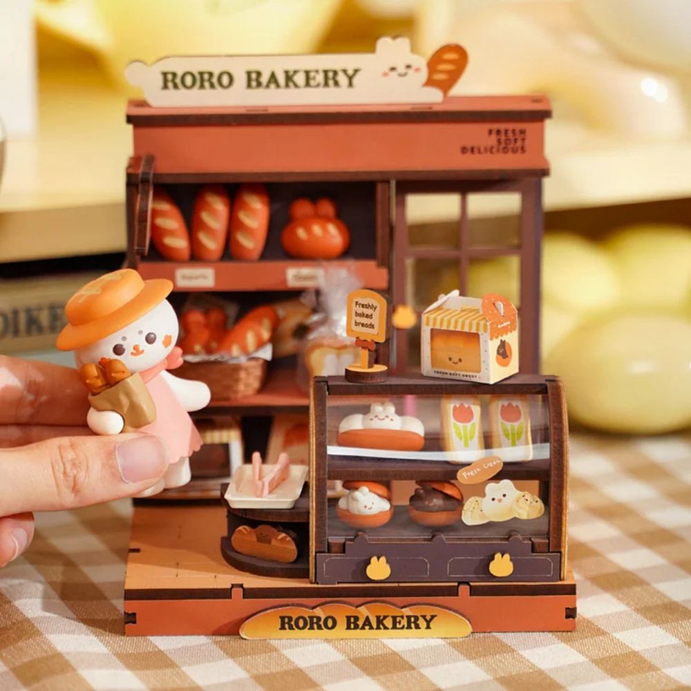 Roro Bakery & Coffee- Miniature House Kit