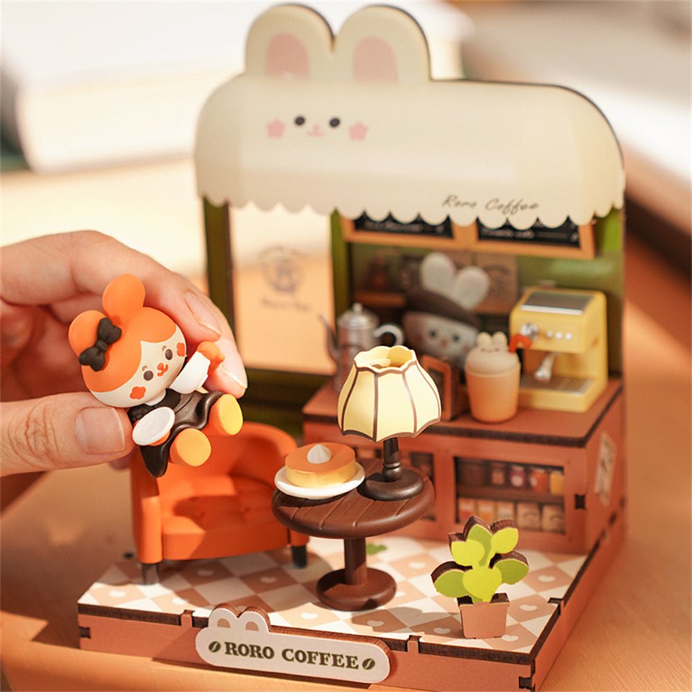 Roro Bakery & Coffee- Miniature House Kit