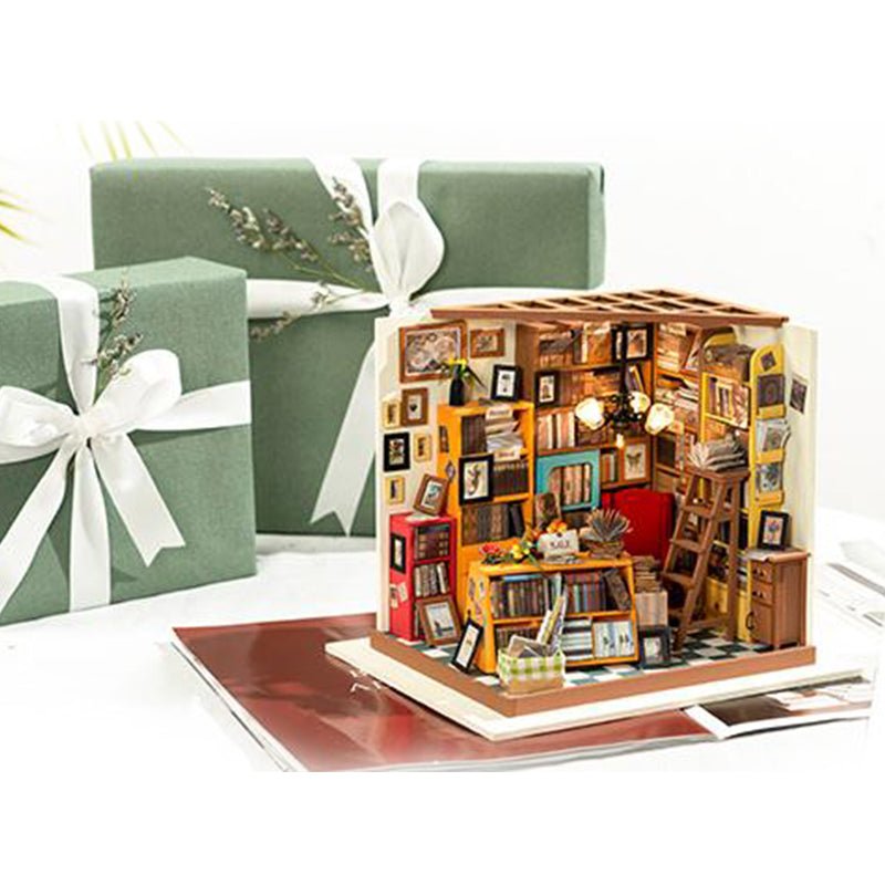Sam's Study Library DIY Miniature House Kit