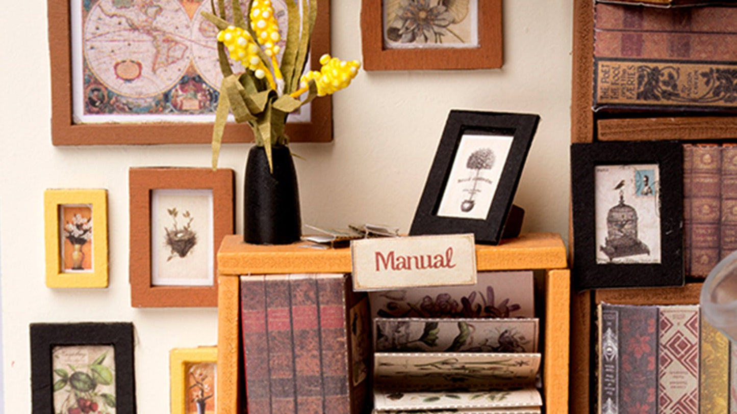 Sam's Study Library DIY Miniature House Kit