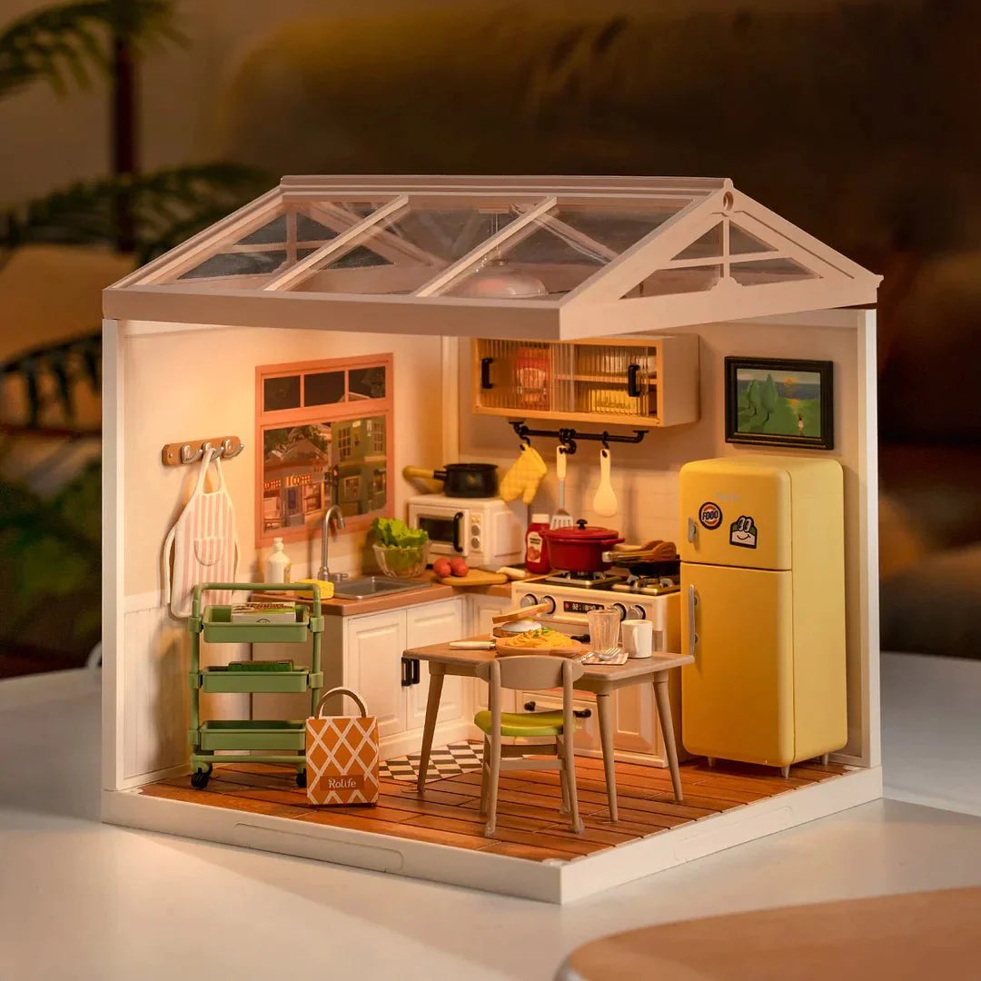 Super Fruit Store Super Creator DIY Miniature Set