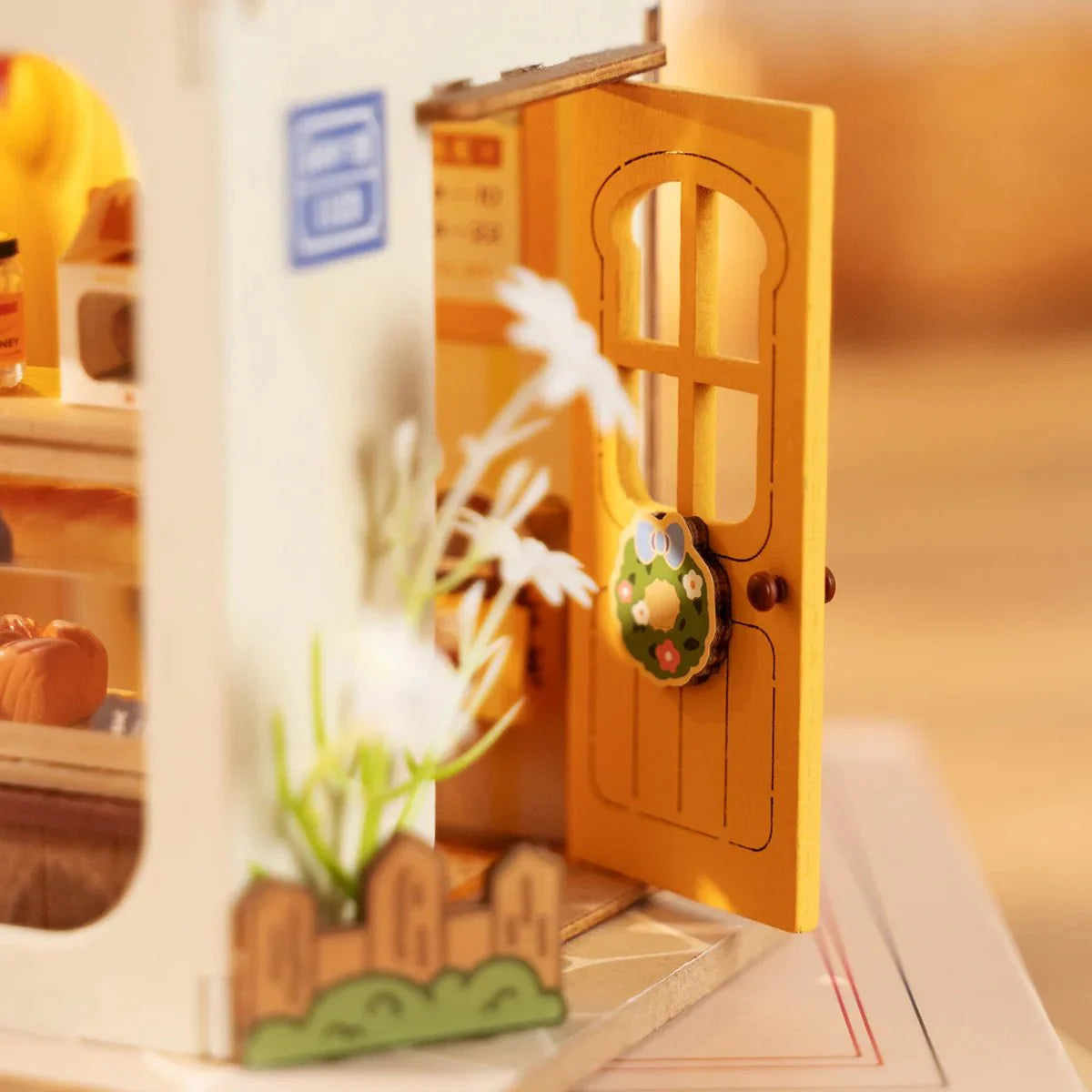 Teddy's Bread Box - Food Box Shop DIY Miniature House Kit