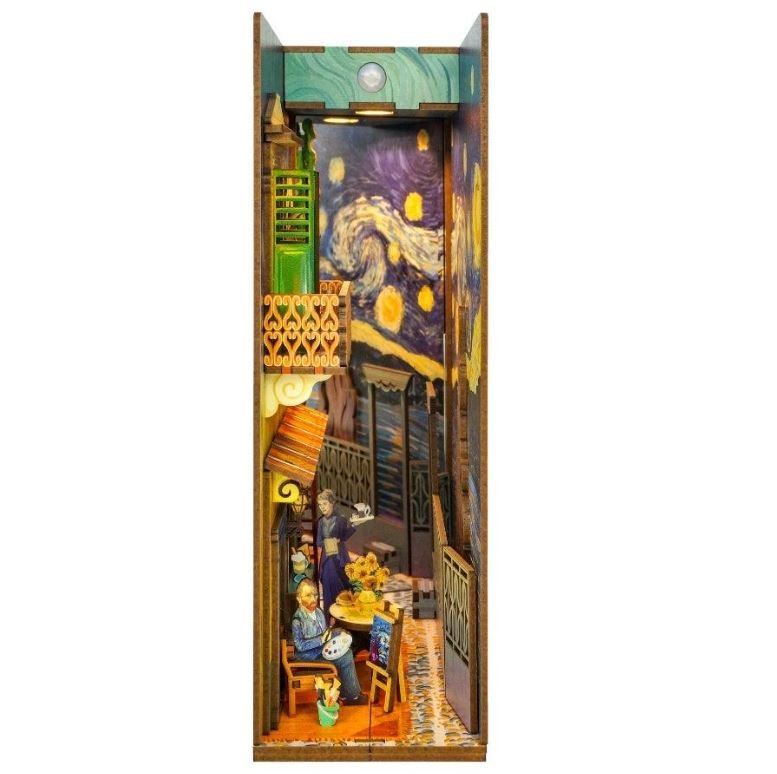 Vincent Van Gogh's World DIY Book Nook